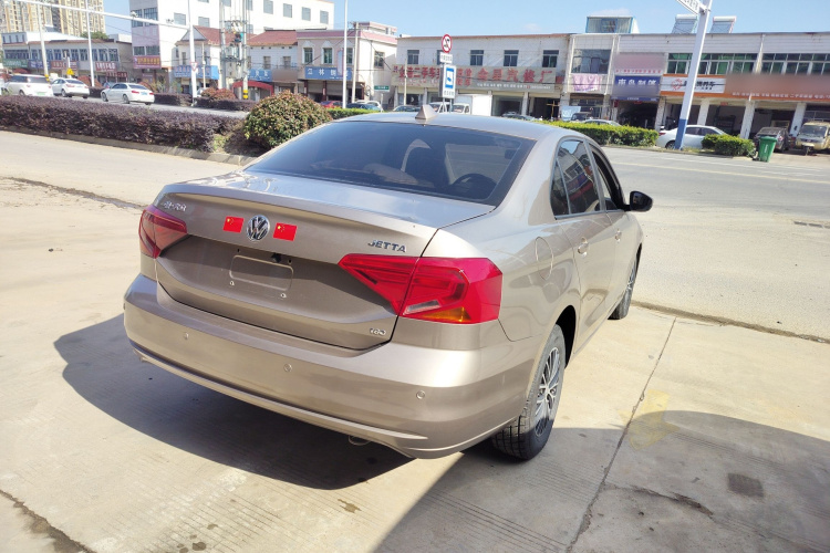 大众 捷达 2017款 1.5L 自动时尚型车身外观9