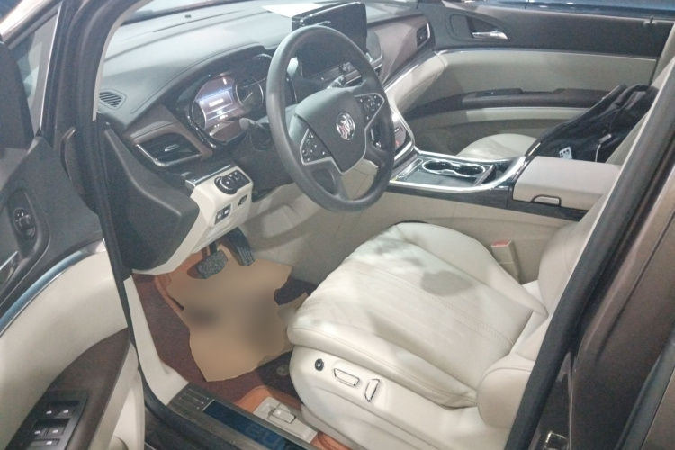 别克GL8 2023款 陆上公务舱 智享型中控内饰7003