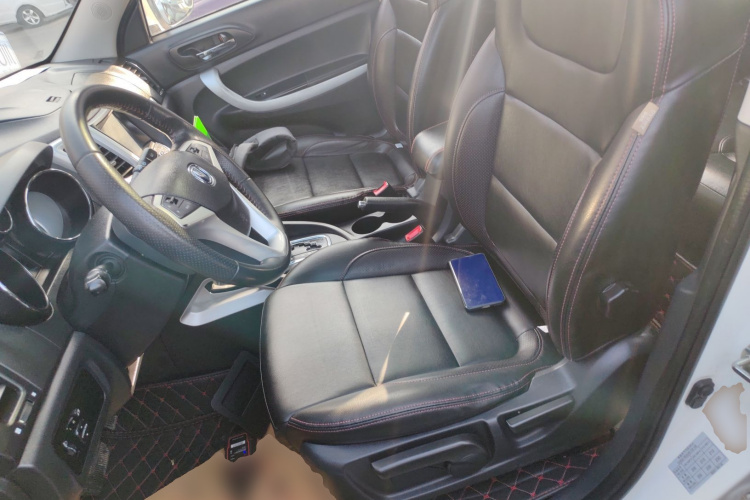 长安CS35 2014款 1.6L 自动豪华型 国IV中控内饰19