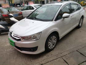 雪铁龙 世嘉 2013款 三厢 1.6L 自动品尚型