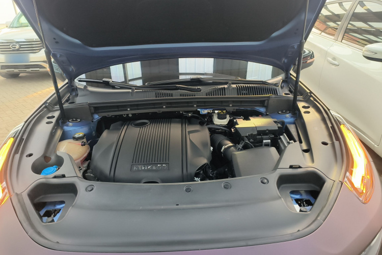 领克03 2021款 1.5TD DCT劲 冠军版机舱底盘24