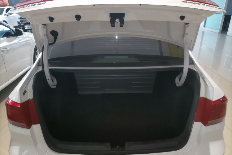 大众 桑塔纳 2015款 1.6L 自动舒适版局部细节23