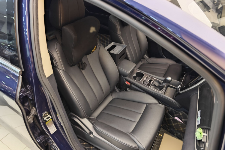 比亚迪 宋MAX 2017款 1.5T 自动智联精英型 7座局部细节41