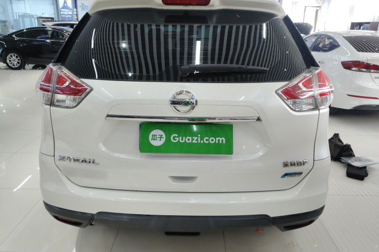 日产 奇骏 2014款 2.5L CVT豪华版 4WD车身外观6004