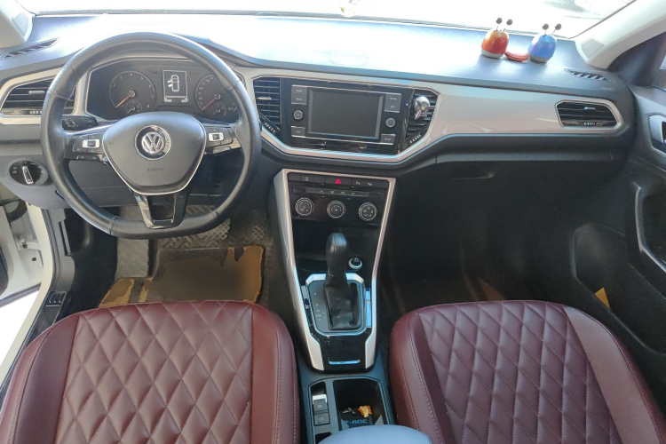 大众 T-ROC探歌 2018款 230TSI DSG两驱进取型 国V中控内饰12