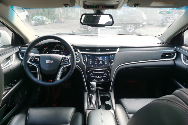凯迪拉克XTS 2018款 28T 技术型中控内饰12