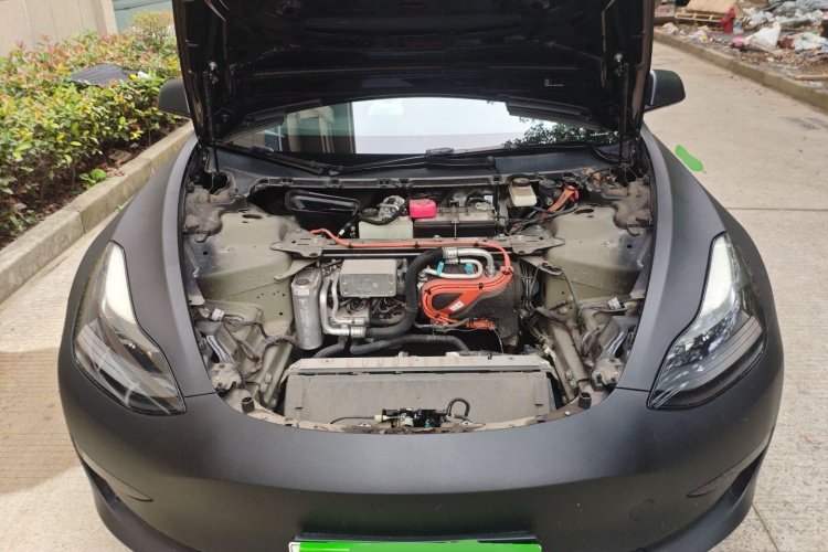 特斯拉 Model 3 2021款 标准续航后驱升级版机舱底盘24