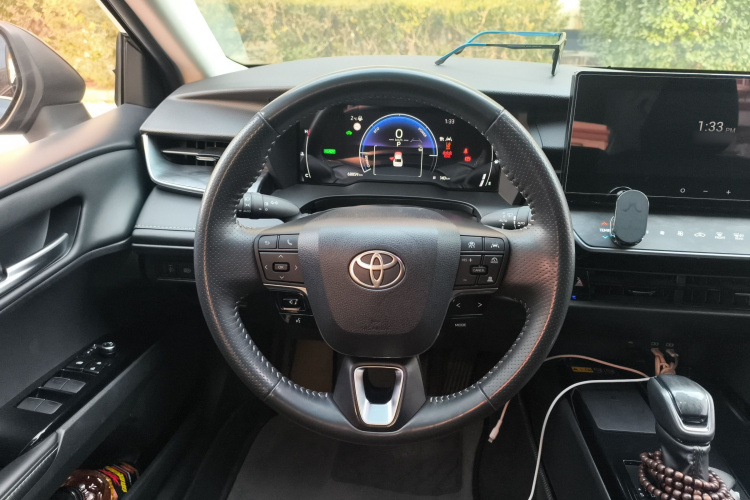 丰田 凯美瑞 2024款 双擎 2.0HGVP 豪华版中控内饰13