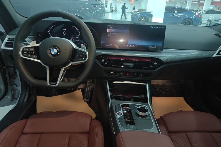 宝马4系 2024款 430i M运动曜夜套装中控内饰12