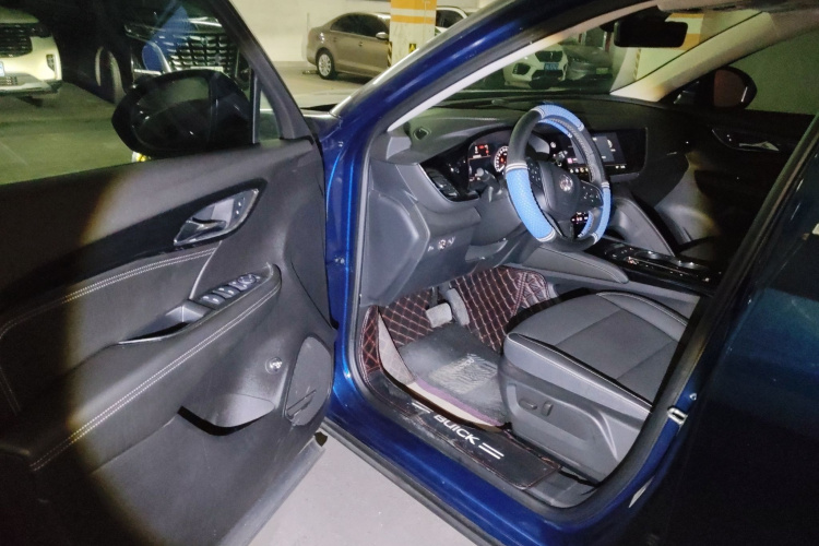 别克 2023款 昂科威Plus 652T 五座豪华型中控内饰20