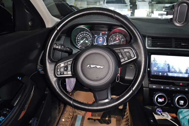 捷豹E-PACE 2018款 P200 S 国VI中控内饰13