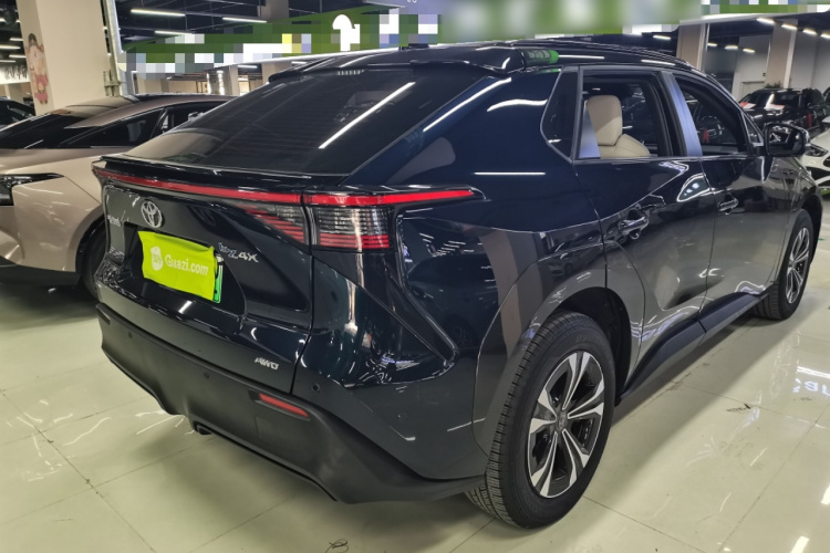 一汽丰田bZ4X 2022款 四驱高性能PRO版车身外观7