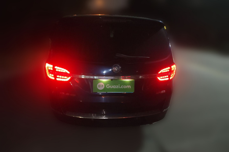 别克GL8 2017款 25S 豪华型 国V车身外观6