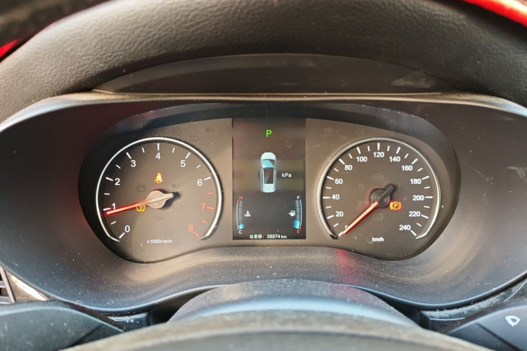 比亚迪 宋MAX 2017款 1.5T 自动智联尊贵型 7座局部细节14