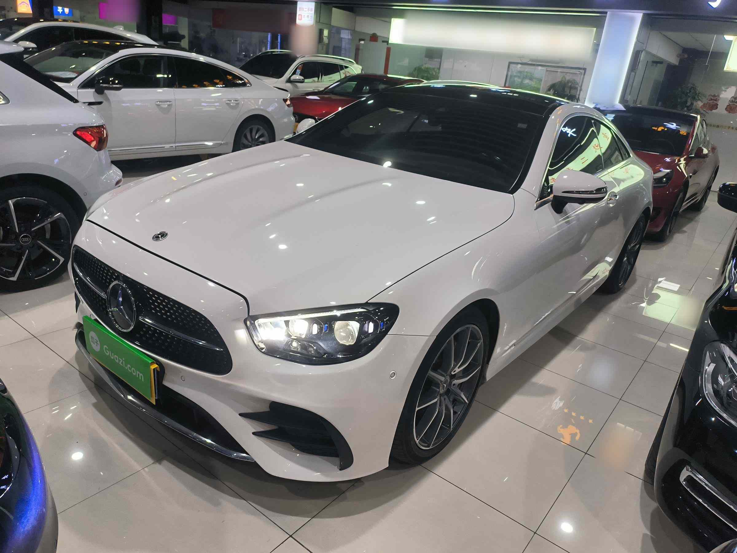 奔驰E级(进口)  改款 E 260 4MATIC 轿跑车(2)