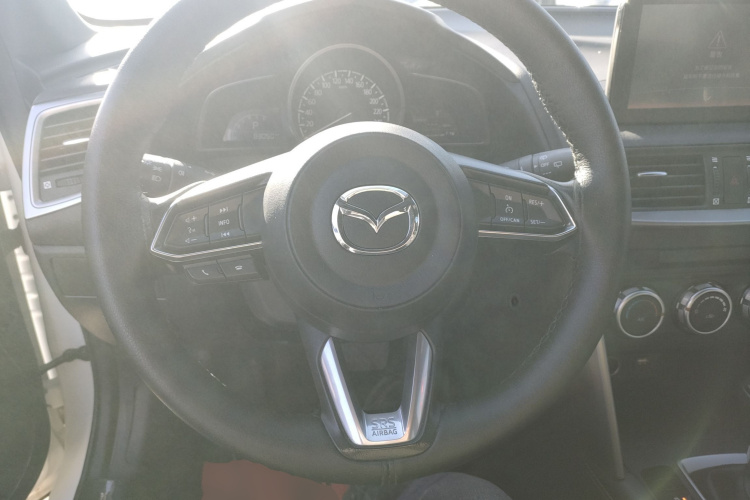 马自达CX-4 2018款 2.0L 自动两驱蓝天活力版 国V中控内饰13