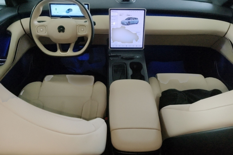 蔚来ET5 2022款 75kWh中控内饰12