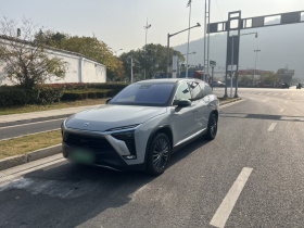 蔚来ES8 2020款 580KM 签名版 六座版