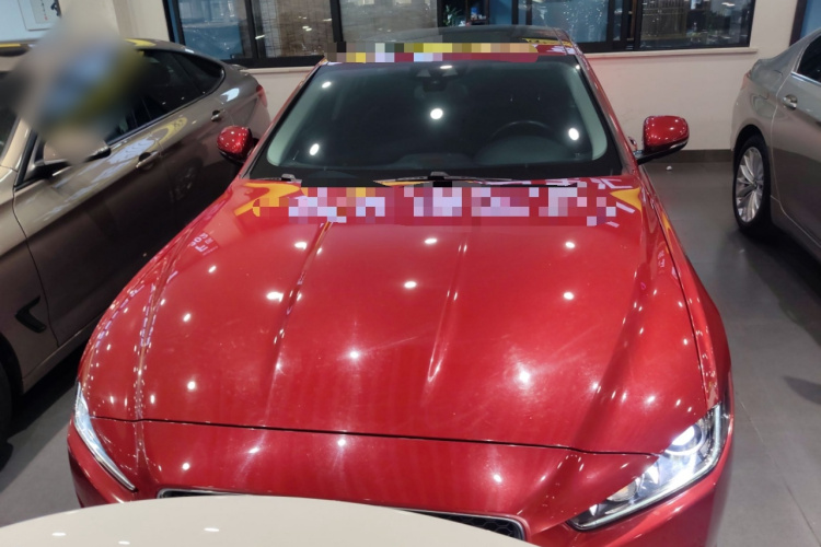 捷豹XEL 2019款 2.0T 200PS 尊享版车身外观2