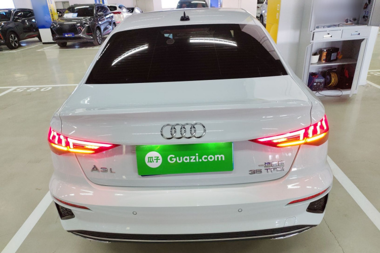 奥迪A3 2023款 改款 A3L Limousine 35 TFSI 时尚运动型车身外观6004