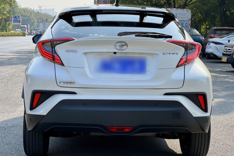 丰田C-HR 2020款 2.0L 豪华版车身外观6007