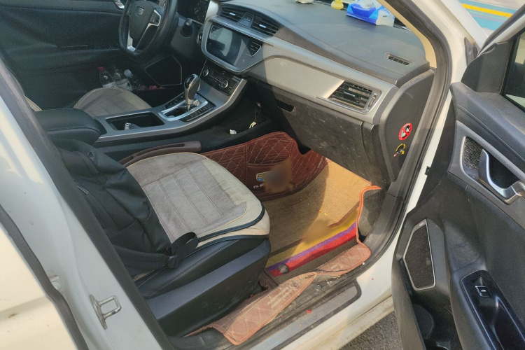 吉利汽车 帝豪GL 2018款 1.8L DCT精英智联型局部细节9005