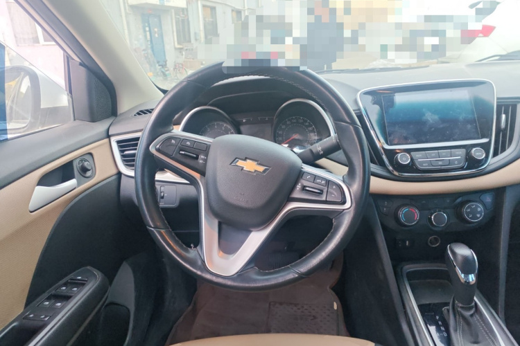 雪佛兰 科鲁泽 2022款 320 自动悦享天窗版中控内饰13