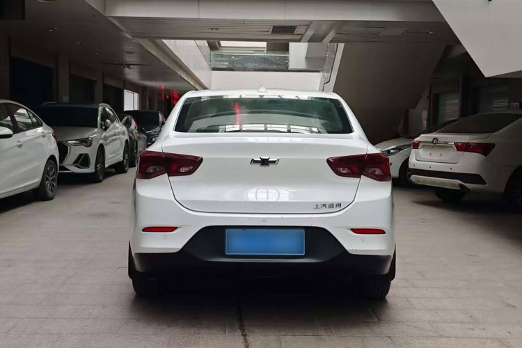 雪佛兰 科沃兹 2020款 325T 自动欣悦版车身外观6004