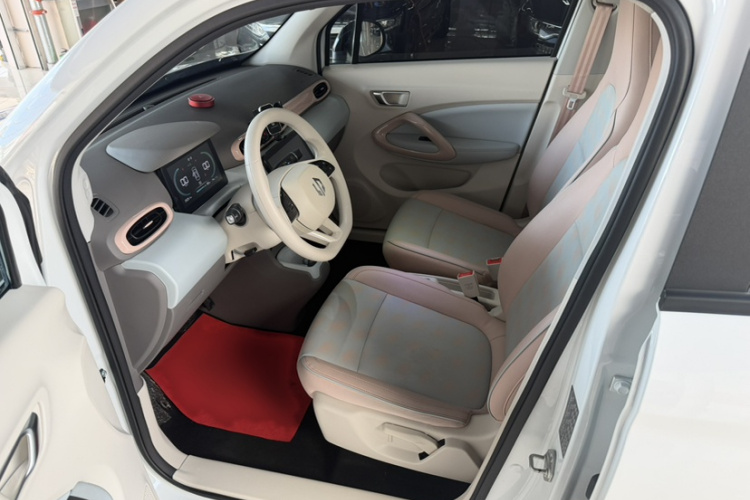 零跑汽车 零跑T03 2024款 403舒享版中控内饰7009