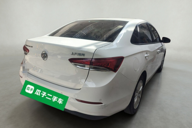 别克 英朗 2021款 改款 典范 1.5L 自动精英型车身外观7