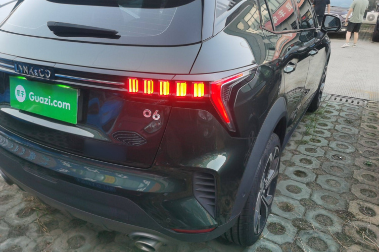 领克06 2023款 Remix 1.5T Hero车身外观9