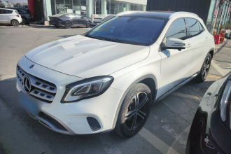 奔驰GLA 2018款 GLA 200 时尚型