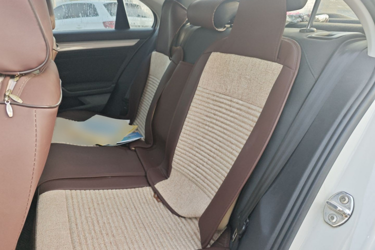 大众 凌渡 2015款 230TSI DSG风尚版中控内饰21