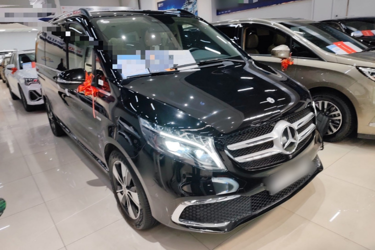 奔驰V级 2022款 V 260 尊贵版车身外观6002