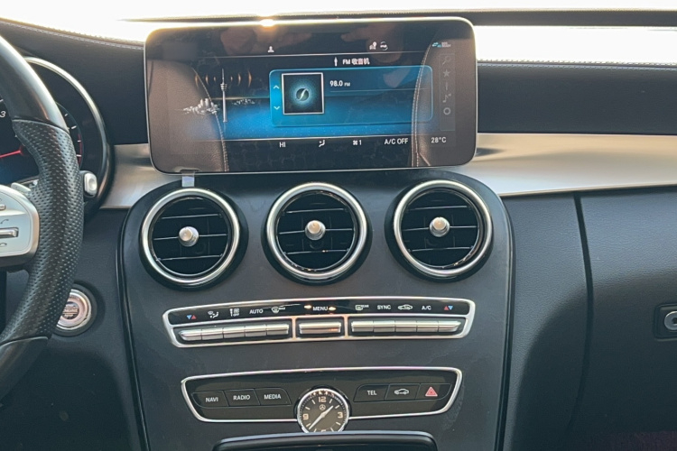 奔驰C级 2021款 C 260 L 运动星耀臻藏版局部细节16