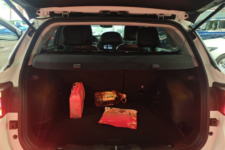 Jeep 指南者 2020款 220T 自动精英版局部细节23