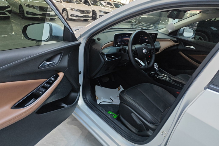 别克 威朗 2022款 Pro 533T 乐享版中控内饰20