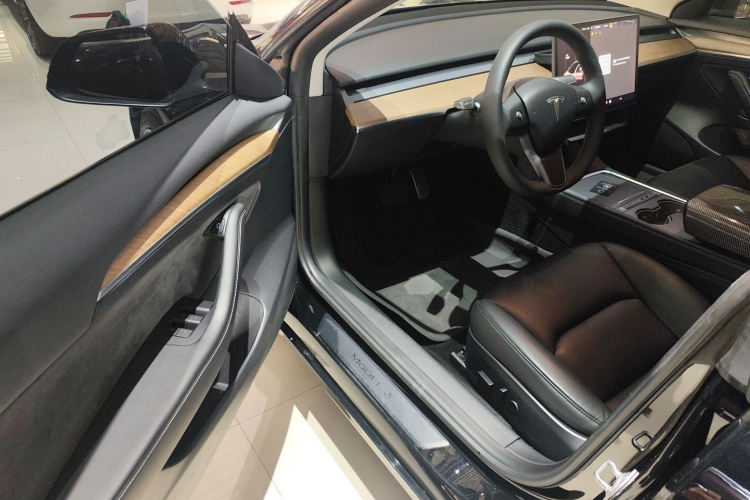 特斯拉 Model 3 2021款 改款 标准续航后驱升级版 3D1中控内饰20