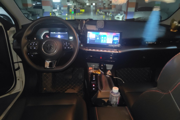 名爵 MG5 2021款 180DVVT CVT青春豪华版中控内饰12