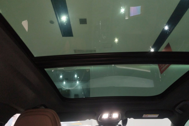 沃尔沃S90 2022款 B5 智逸豪华版中控内饰12