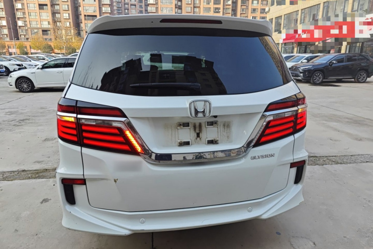 本田 艾力绅 2016款 2.4L 风尚版车身外观6