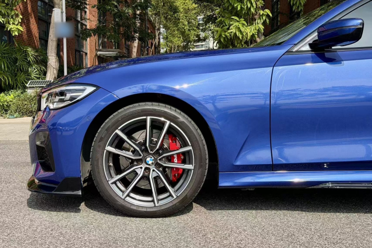 宝马3系 2020款 320Li M运动套装车身外观6008