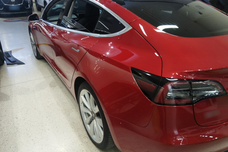 特斯拉 Model 3 2019款 标准续航后驱升级版车身外观6003