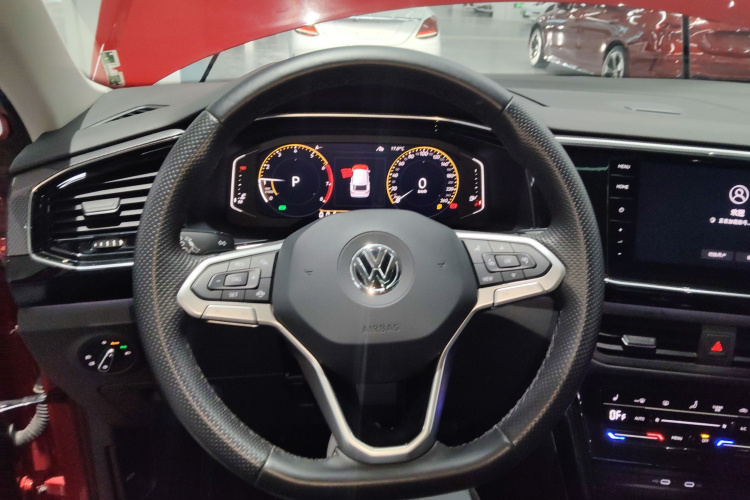 大众 探岳X 2020款 330TSI 两驱尊贵智联版中控内饰13