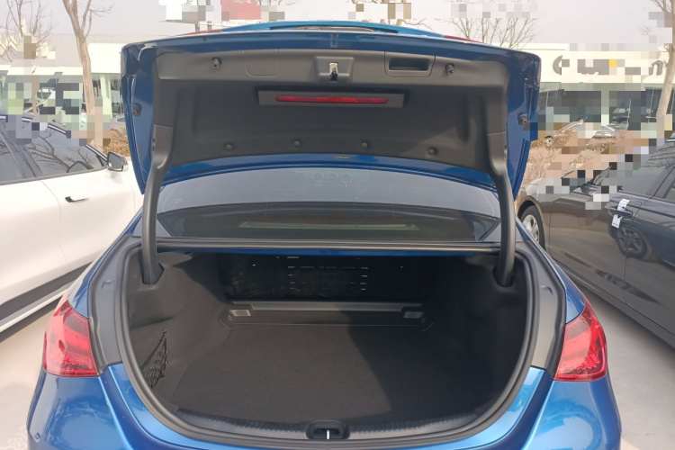 奔驰C级 2022款 改款 C 200 L 运动版机舱底盘23