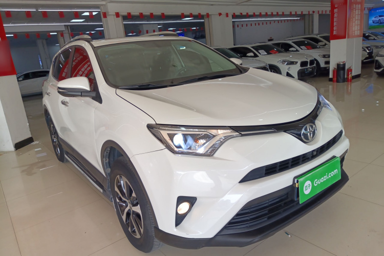 丰田 RAV4荣放 2019款 2.0L CVT两驱先锋版 国V车身外观6002