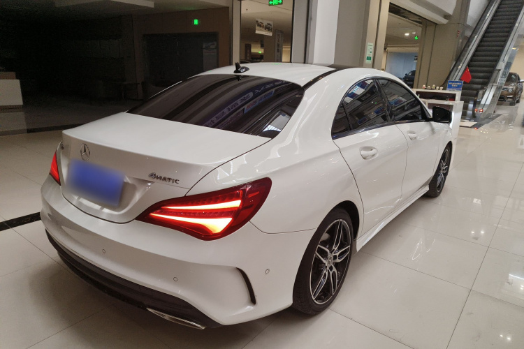 奔驰CLA 2017款 改款 CLA 220 4MATIC车身外观7