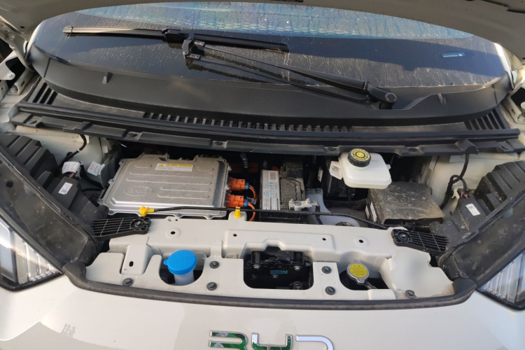 比亚迪 海鸥 2025款 305km 活力版机舱底盘24