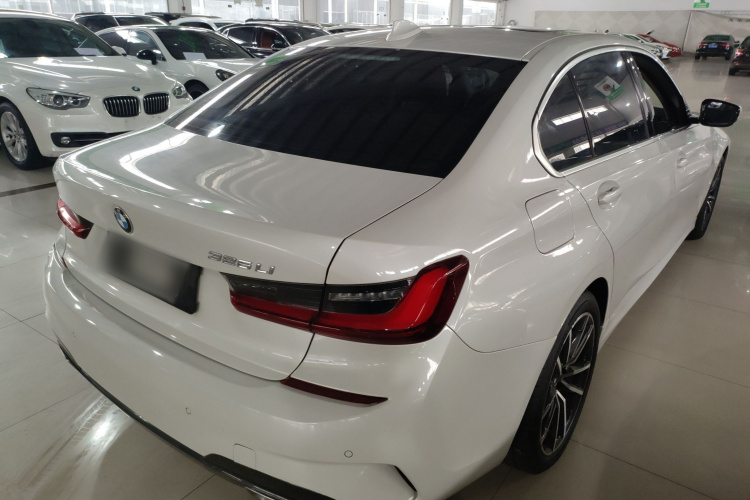 宝马3系 2022款 325Li M运动套装车身外观6005