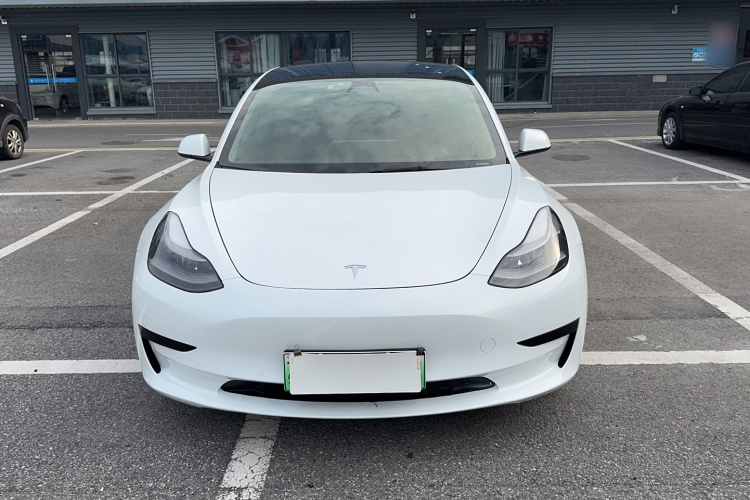 特斯拉 Model 3 2022款 后轮驱动版车身外观6001
